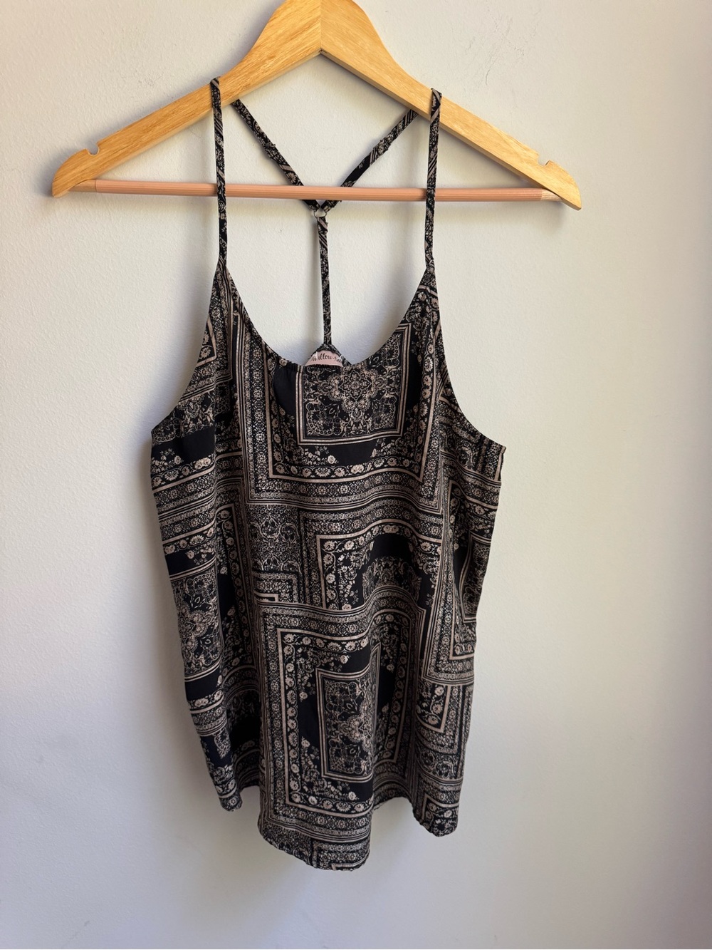 Willow & Root Tank Black Paisley Pattern Spaghetti Strap Tank Top Y2K